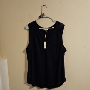 Max Studio Navy V Neck Dressy Tank Top. NWT